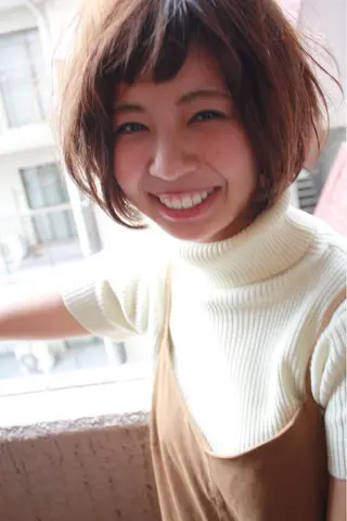 ショート カラー パーマ tuuli トゥーリのヘアスタイル