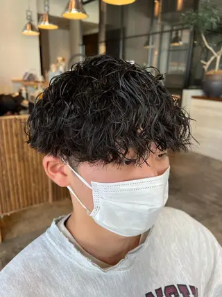 ショート パーマ メンズ 波巻きスパイラルパー マ/シャドウパーマ駿のヘアスタイル