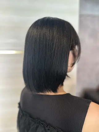 ミディアム カラー Hina🐣 elubylovisのヘアスタイル