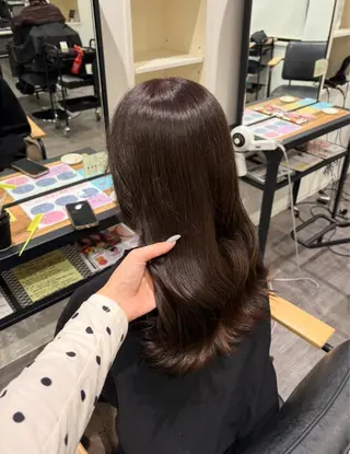 ミディアム カラー nijika/ カラーリスト🫧のヘアスタイル