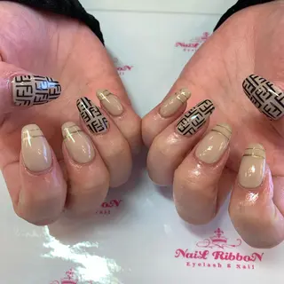 ネイル ネイルリボン 受付スタッフのネイルデザイン