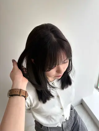 ミディアム 顔周り/レイヤー カット🎀ヒラバルのヘアスタイル