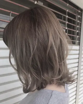 ミディアム カラー レイヤーカット匠 イソザキノリユキのヘアスタイル