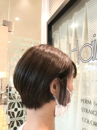 ショート カラー 阪上 沙織のヘアスタイル