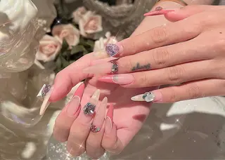 ネイル D-BEAUTY Nailsalonのネイルデザイン