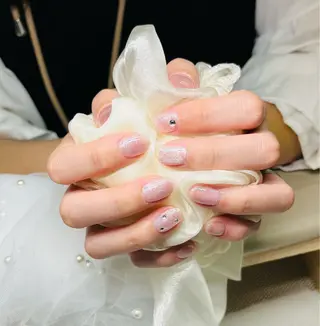 ネイル NiNa ビューティーサロン所属・Ni Naのネイルデザイン