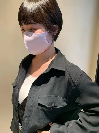 ショート ベージュ🤎透明感 カラー🤎anriのヘアスタイル