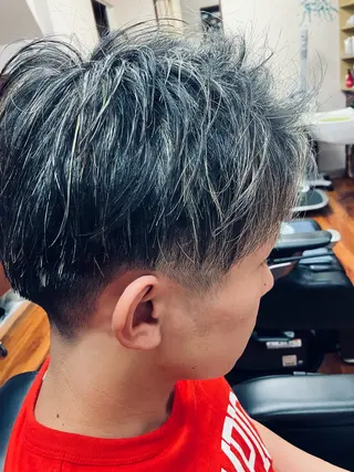 ショート カラー メンズ hair salon kurisuのヘアスタイル