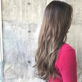 ロング カラー 菅沢 奈生のヘアスタイル