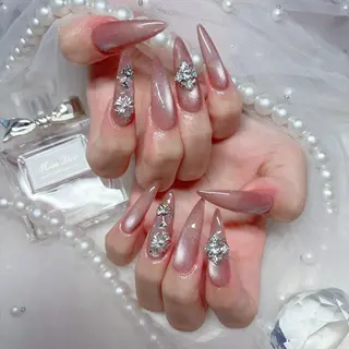 ネイル Yudia Manamiのネイルデザイン