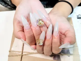 ネイル DI'A ネイルサロンのネイルデザイン
