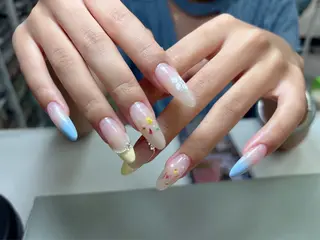 ネイル 小澤 梨奈のネイルデザイン