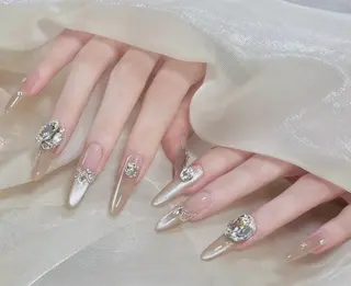 ネイル D-BEAUTY Nailsalonのネイルデザイン