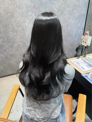 ロング 川口 永遠のヘアスタイル