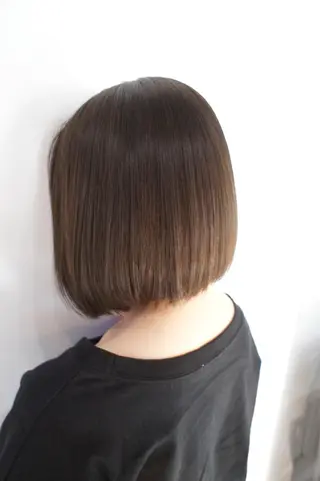ショート カラー 🟦髪質改善6年 💊YAMAMOTOのヘアスタイル