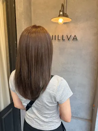 ロング NANA .のヘアスタイル