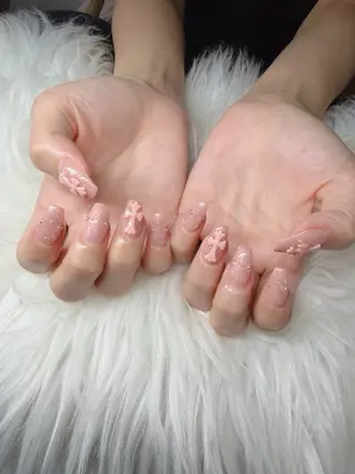 ネイル Lee Nailsのネイルデザイン