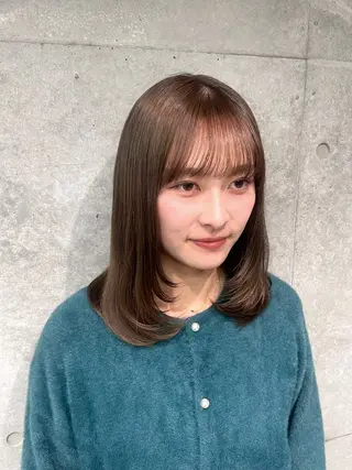 ミディアム カラー clam. yuu🦩のヘアスタイル