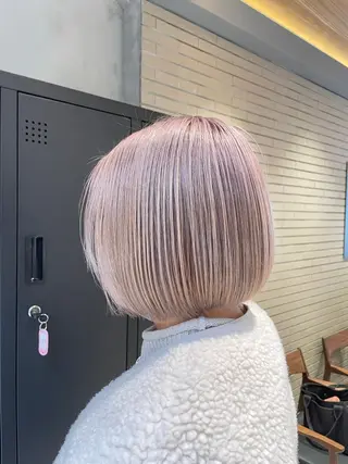 ショート カラー ハイトーン×髪質改善 KENTAのヘアスタイル