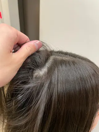 ミディアム 岡本 拡夢のヘアスタイル