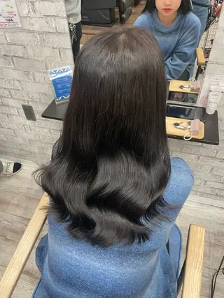 ロング カラー MOMO艶髪 🩵モテカラーのヘアスタイル