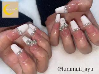 ネイル LUNA NAIL ayuのネイルデザイン