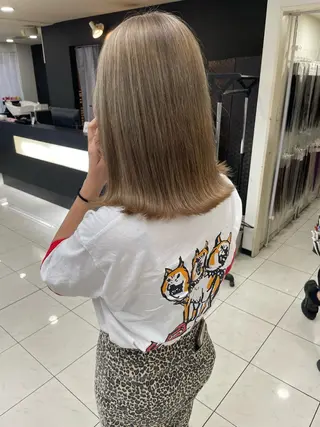 カラー ミディアム ハイトーンエクステ 🎩カズキ🎩のヘアスタイル
