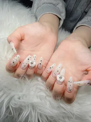ネイル Lee Nailsのネイルデザイン