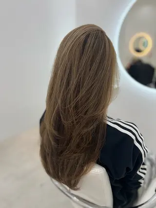 ロング カラー ✄﻿aini天王寺 ✄﻿ゆ乃のヘアスタイル