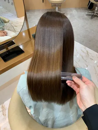 セミロング カラー パーマ ✨美髪矯正×髪質改善 🍎カイト🍎渋谷のヘアスタイル