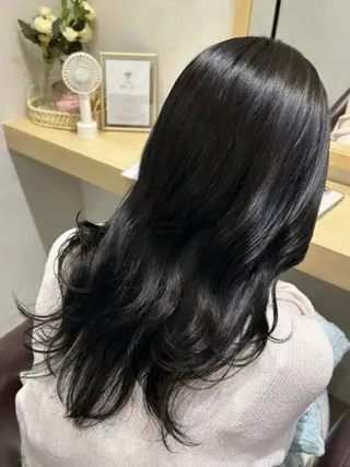 ロング カラー Marin🐩 /髪質改善 カラーのヘアスタイル