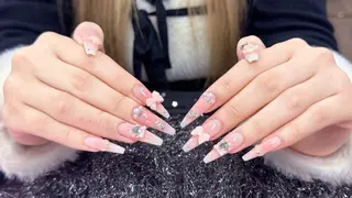 ネイル Lya Nail Salonのネイルデザイン