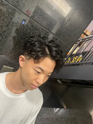 ショート 瀬波 秀行のヘアスタイル