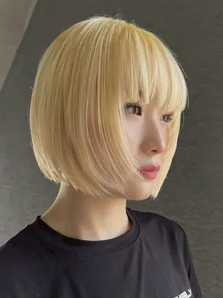 ショート ARCANAブリーチ ダブルカラー🌟原宿のヘアスタイル
