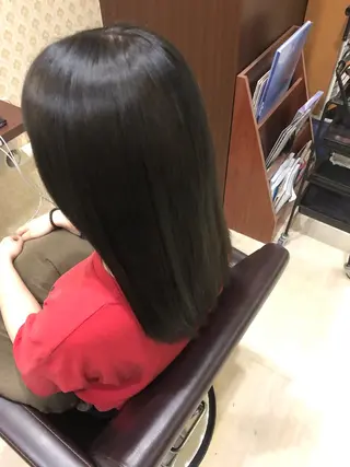 ミディアム カラー ☘️お悩み解決☘️ 岡部恒輝のヘアスタイル