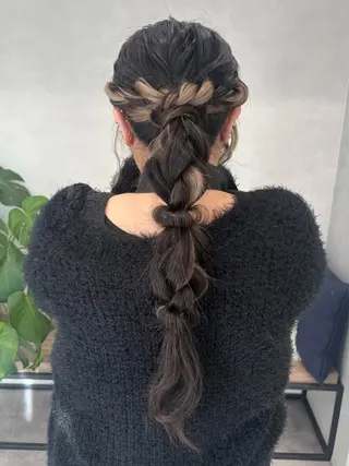 ロング ヘアアレンジ COCO .のヘアスタイル