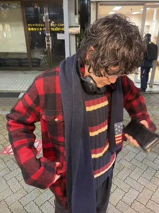 ショート カライング所属・ズミ/垢抜けレイヤー 🦖透明感カラーのヘアスタイル