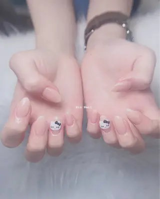 ネイル Hin Nailsのネイルデザイン