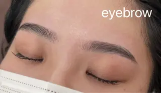 アイブロウ GO TODAY SHAIRE SALON mico店所属・松本 彩良のマツエク・マツパデザイン