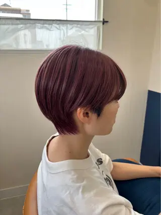 ショート カラー 髪の家 tikiのヘアスタイル