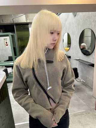 ミディアム カラー 💚ブリーチカラー 指名🥇💚ユウスケのヘアスタイル