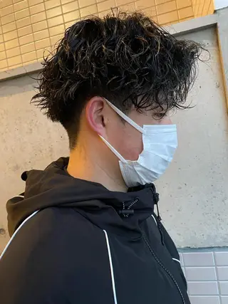パーマ メンズ 大阪美容師 井上智博のヘアスタイル