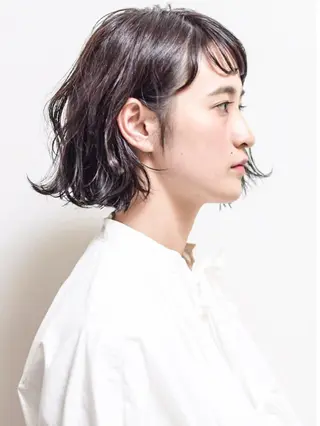 ミディアム カラー ヘアアレンジ AND THE BRICKS北川珠紀の眉毛・アイブロウイメージ