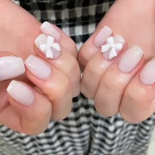 ネイル Lunasis/ Kiraraのネイルデザイン