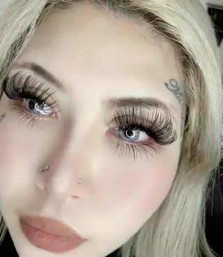 マツエク・マツパ SESUNNY セサニー　AYUKAのマツエク・マツパデザイン