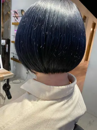 ショート カラー レイヤーカット/前髪 顔まわり/大田哲也のヘアスタイル
