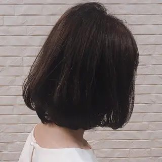 ミディアム 伊藤 さやかのヘアスタイル
