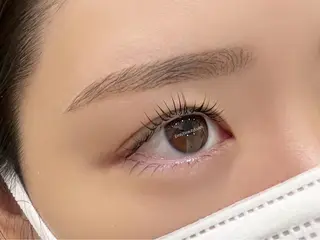 パーマ Emiy BeautyLushのマツエク・マツパデザイン