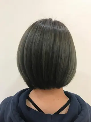 ショート カラー yukari 艶髪ヘアのヘアスタイル