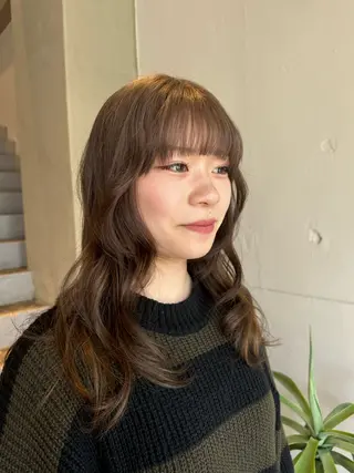 ロング ナチュラルカラー /カット/藤井美冬のヘアスタイル